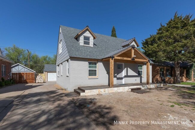 property at 2108 S Hayden St