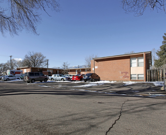 Arcadia Dell Apartments in Colorado Springs, CO - Building Photo - Building Photo