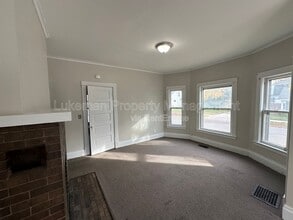 802-806 W Cedar St in Kalamazoo, MI - Building Photo - Building Photo