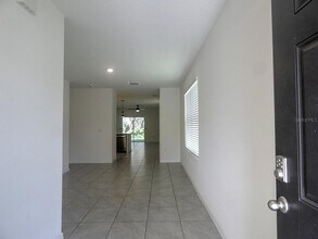 17014 Oval Rum Dr in Wimauma, FL - Building Photo - Building Photo