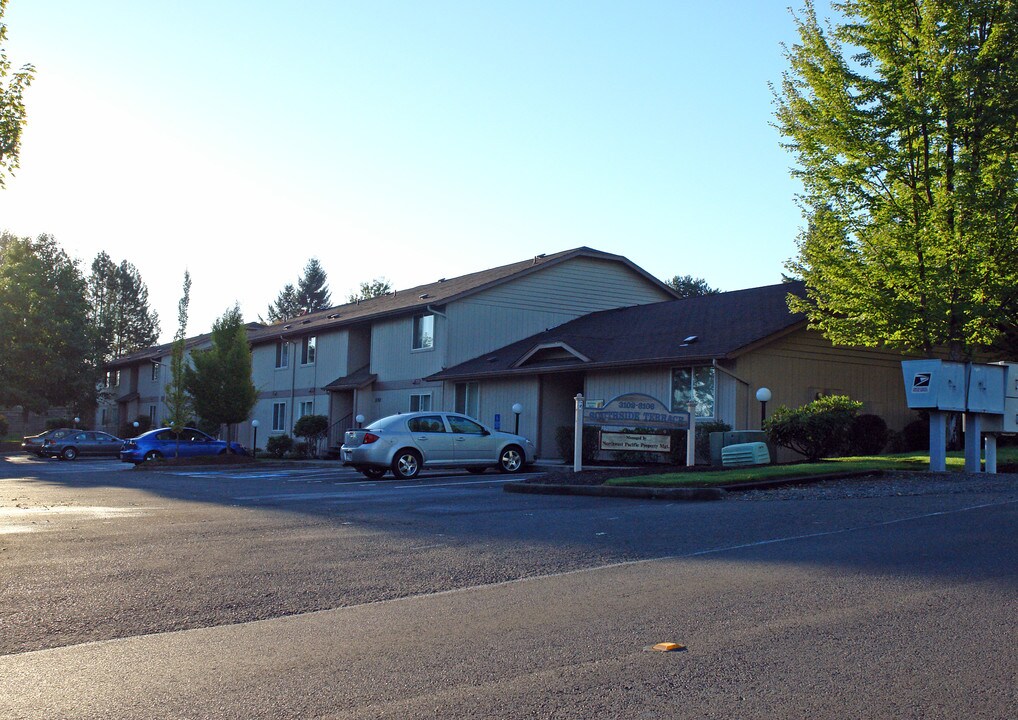 Southside Terrace Apartments in Salem, OR - Building Photo