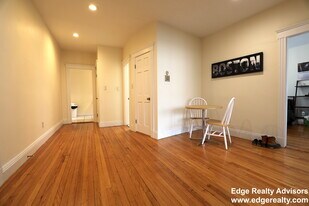 6 Sutherland Rd, Unit 31 in Boston, MA - Building Photo