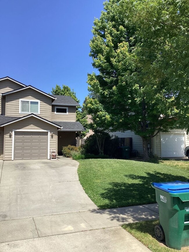 property at 31 Baltar Loop