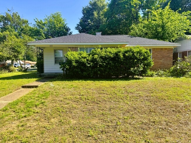 property at 4535 Violet Cove