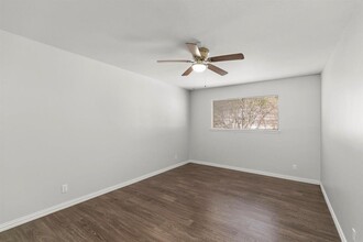 13164 Trail Hollow Dr in Houston, TX - Building Photo - Building Photo