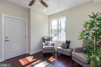 816 N 16th St in Philadelphia, PA - Building Photo - Building Photo
