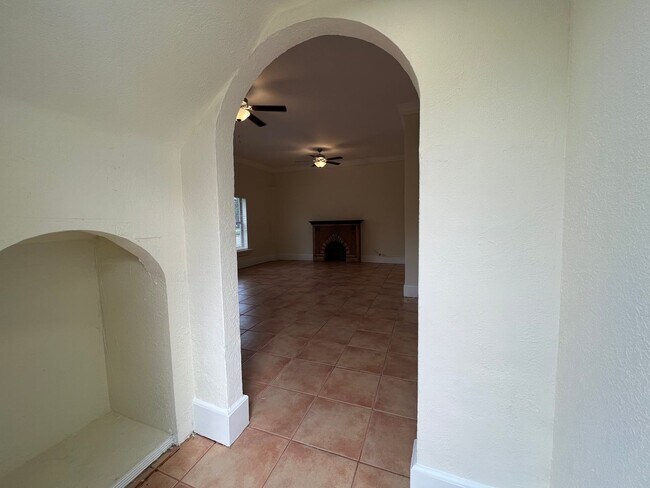 1634 SW 4th Ave in Fort Lauderdale, FL - Building Photo - Building Photo