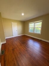 210 Peggy Anne Dr in Americus, GA - Building Photo - Building Photo