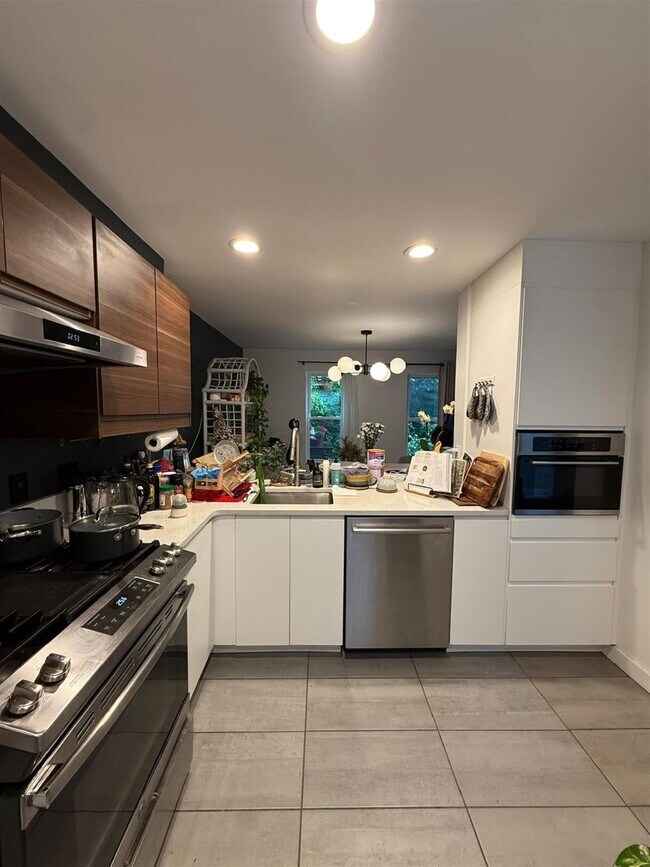 property at 32 Warwick St