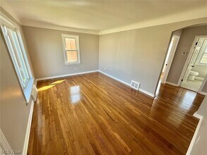 6903 Luelda Ave in Parma, OH - Building Photo - Building Photo