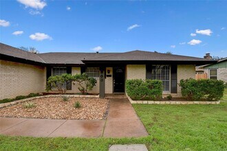 5803 Lewood Dr in Austin, TX - Building Photo - Building Photo