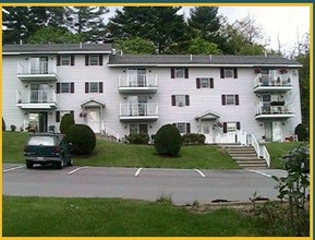 Eagle Crest Apartments in Bangor, ME - Foto de edificio - Building Photo