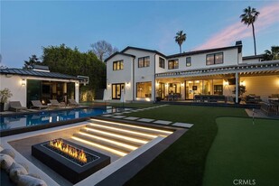 15715 Woodvale Rd, Unit 2031 in Los Angeles, CA - Building Photo