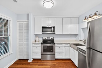 4617 Fawnbrook Cir in Raleigh, NC - Building Photo - Building Photo