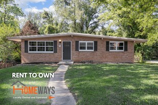 57 Cheshire Dr in Belleville, IL - Building Photo