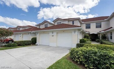 640 Lalique Cir in Naples, FL - Building Photo - Building Photo