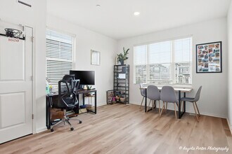 2117 Yellowstone Blvd in Mundelein, IL - Building Photo - Building Photo