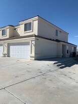 3424 Sunriver Rd in Bullhead City, AZ - Building Photo