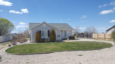 5315 N 2800 W in Cedar City, UT - Building Photo - Building Photo