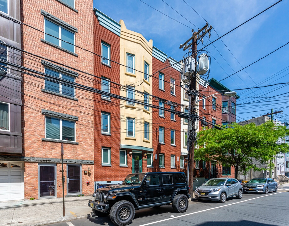 328 Monroe St in Hoboken, NJ - Building Photo