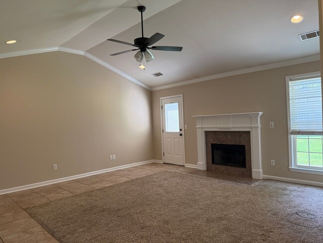 338 Madison Village Dr in Benton, AR - Building Photo - Building Photo