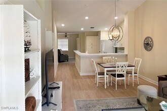 5035 Cedar Springs Dr in Naples, FL - Building Photo - Building Photo