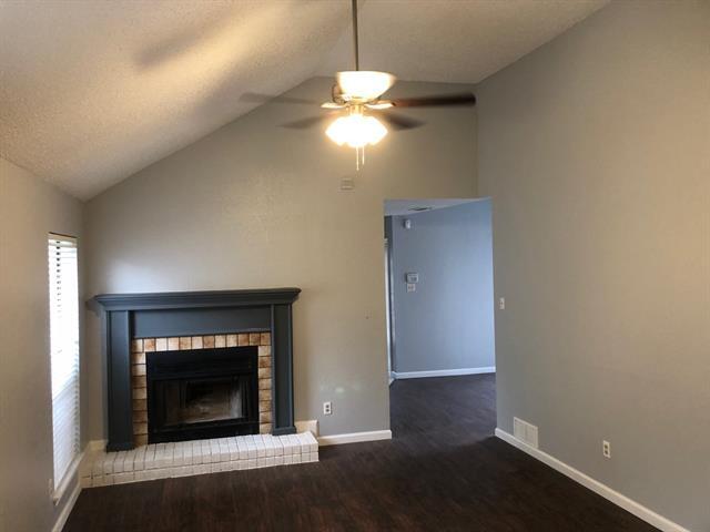 1016 Paintbrush St in Mesquite, TX - Building Photo - Building Photo