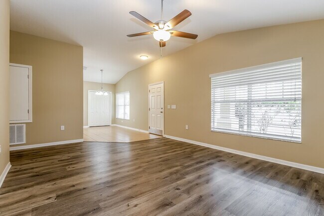 9622 Highland Ridge Dr in Hudson, FL - Building Photo - Building Photo