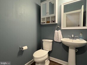 7318 Mountaineer Dr in Alexandria, VA - Building Photo - Building Photo