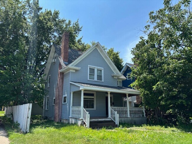 1822 Iglehart Ave in St. Paul, MN - Building Photo - Building Photo