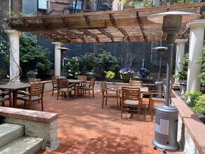 44 Prince St, Unit 112 in Boston, MA - Foto de edificio - Building Photo