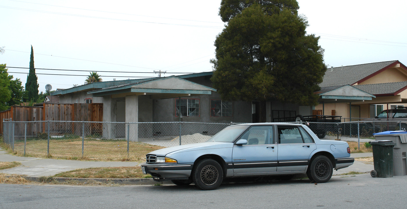 2259-2261 Angie Ave in San Jose, CA - Foto de edificio