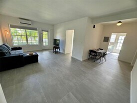 8620 Byron Ave in Miami Beach, FL - Building Photo