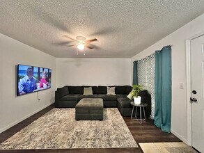 Monterey Palms Apartments in Tampa, FL - Building Photo - Building Photo