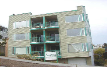 Emerald Vista in Seattle, WA - Building Photo - Building Photo