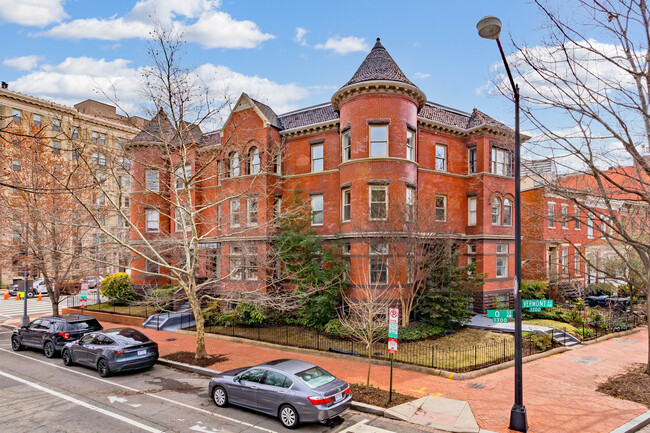 The Castle Condominiums in Washington, DC - Building Photo - Building Photo