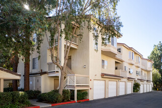 Shadow Ridge in Agoura Hills, CA - Building Photo - Building Photo