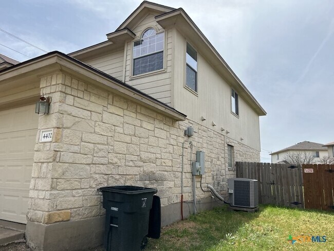 4402 Golden Gate Dr in Killeen, TX - Building Photo - Building Photo