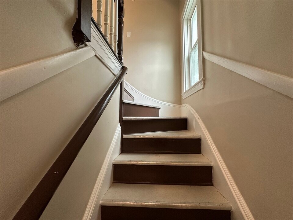 13 Withington St in Boston, MA - Building Photo