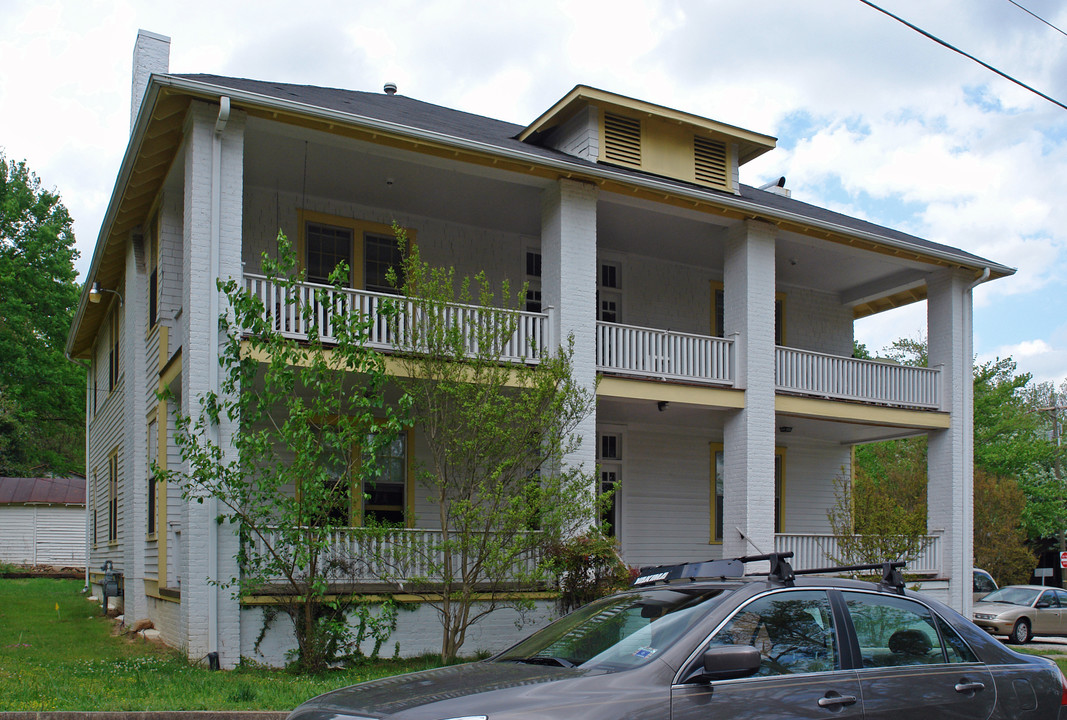 728 Cabarrus St in Raleigh, NC - Foto de edificio