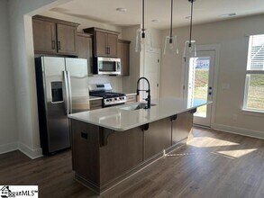 1327 Maplesmith Wy in Moore, SC - Building Photo - Building Photo