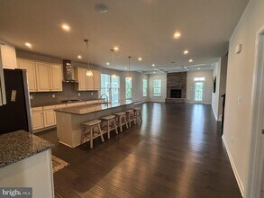 25656 Spring Planting Ln in Stone Ridge, VA - Building Photo - Building Photo