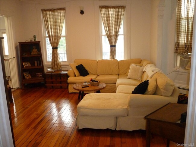 38 Fairview Ave in Tuckahoe, NY - Building Photo - Building Photo