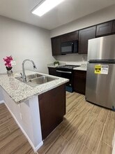 10001 Westpark Dr in Houston, TX - Building Photo - Building Photo