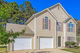 2660 Brenston Dr in Ellenwood, GA - Building Photo - Building Photo