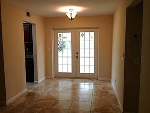 5264 SW 94th Ave in Cooper City, FL - Building Photo - Building Photo