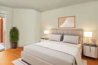 1805 Beacon St, Unit 2 in Brookline, MA - Building Photo - Building Photo