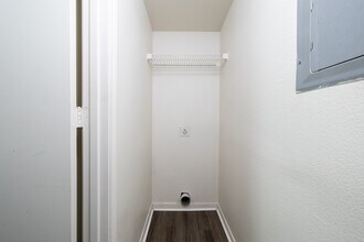 Ridgewood West in Huntsville, TX - Building Photo - Interior Photo