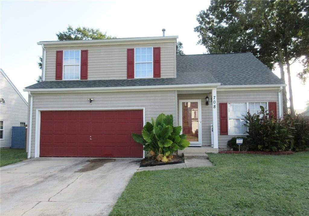 708 Galleon Dr in Newport News, VA - Building Photo