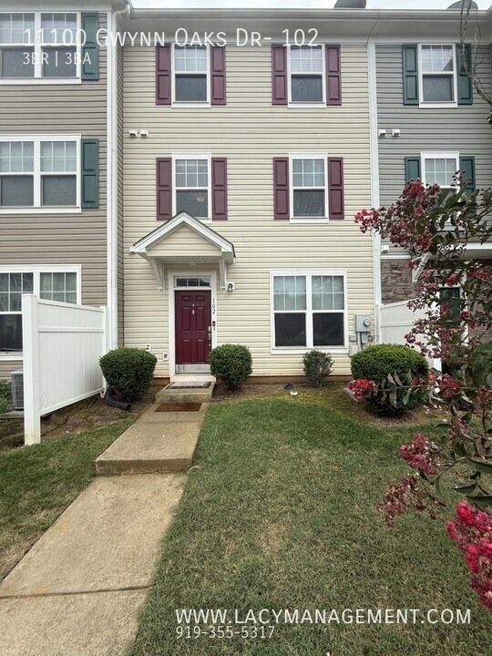 11100 Gwynn Oaks Dr in Raleigh, NC - Building Photo